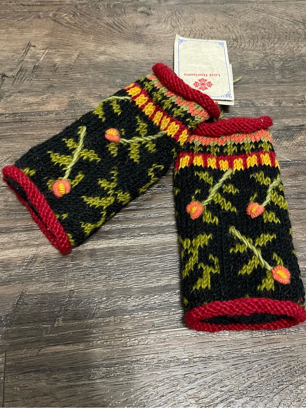 Lost Horizons 100% Wool Open Finger Gloves Black Red NWT Womens OS